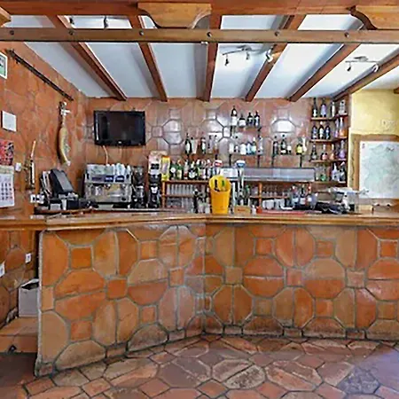 Alfonso Xi Ξενοδοχείο 2*