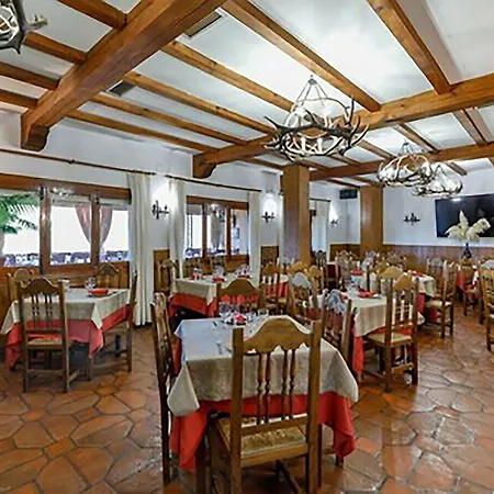 Alfonso Xi Ξενοδοχείο