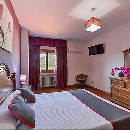 Alfonso Xi Hotell 2*