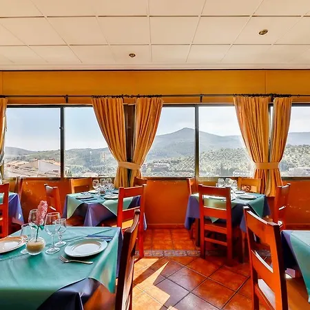 Hotell Alfonso Xi 2*