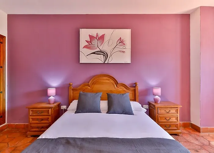 Alfonso Xi 2* Guadalupe (Extremadura)